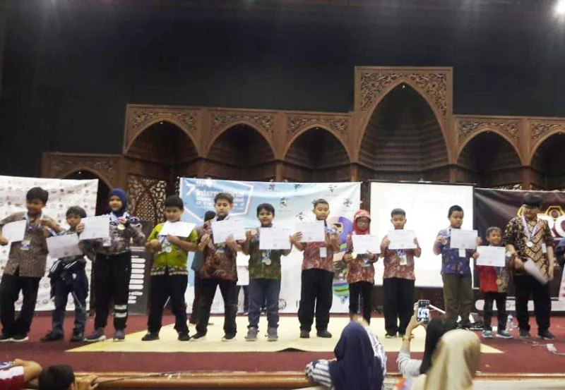 SD Mudipat Borong 21 Medali di Kontes Robot IISRO Malaysia