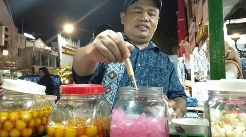 Menikmati Malam Malioboro dalam Semangkok Wedang Ronde