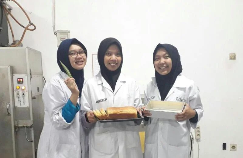 Roti Okra Buatan Mahasiswa Ini Jadi Pilihan Penderita Diabetes