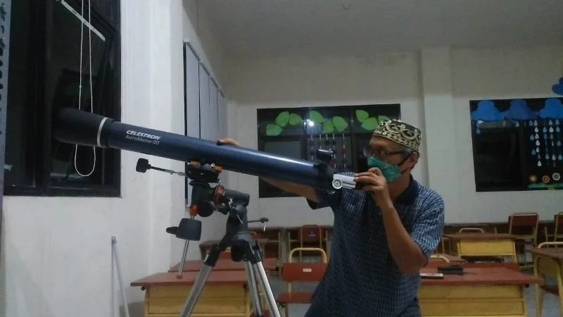 Super Blood Moon, PCM Lakarsantri Gelar Rukyat Gerhana dan Shalat Khusuf