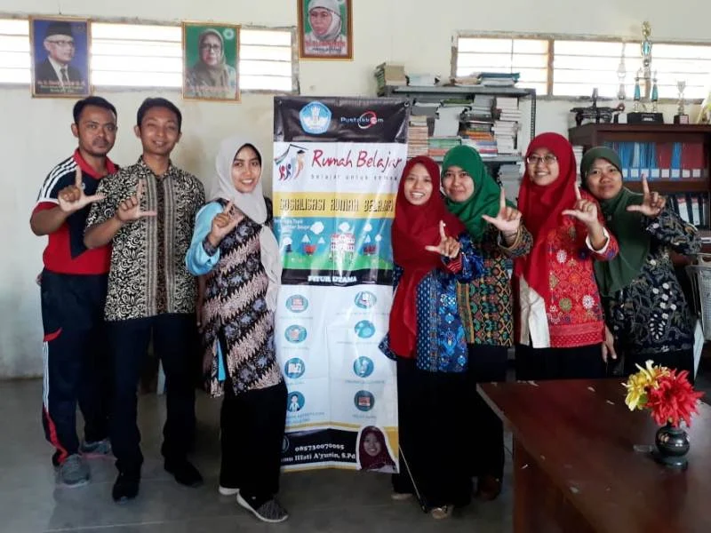 Rumah Belajar Portal Sekolah Maya untuk Guru dan Siswa Imajinatif