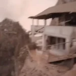 Letusan Gunung Semeru Akibatkan Jembatan Patah dan Rumah Rusak