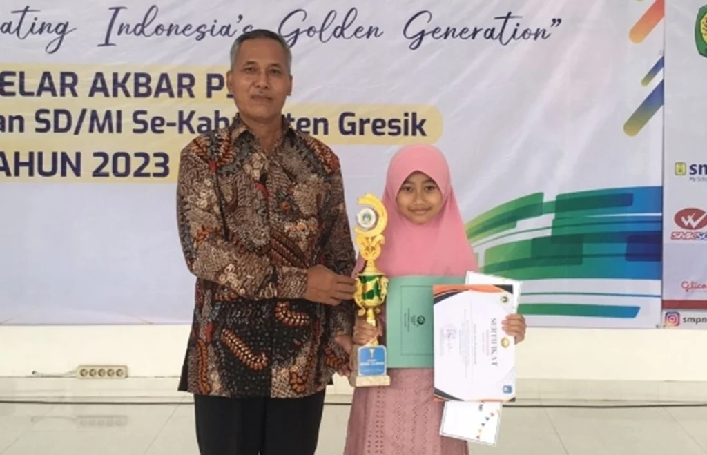 Siswa SD Almadany Juara I Siswa Teladan