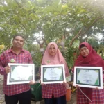 Tiga Kontributor PWMU.CO Juara Guru Berprestasi SD Almadany