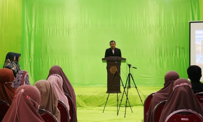 Melangitkan Doa dan Harapan untuk Berlian School