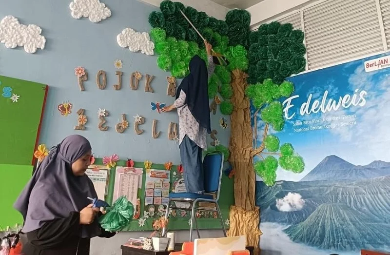 Kisah Perjuangan Wali Siswa Berlian School Sulap Pojok Kelas