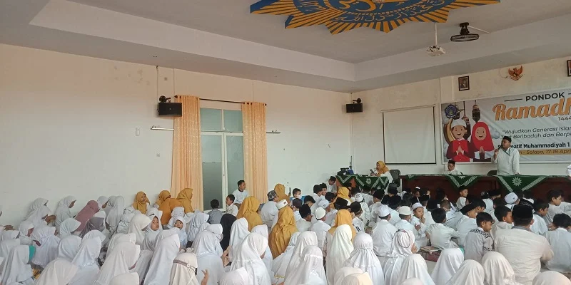 Tingkatkan Spirit Ramadhan, SD Kreatif Muhammadiyah 1 Lumajang Adakan Acara Ini