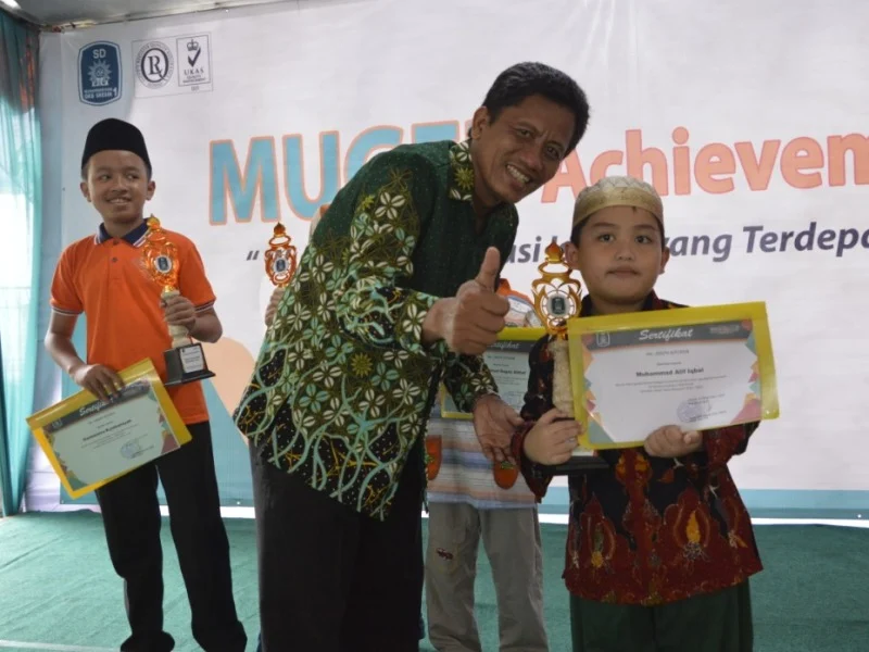 Di Sekolah Ini, Siswa yang Suka Bersyukur dan Berterima Kasih pun Diberi Penghargaan