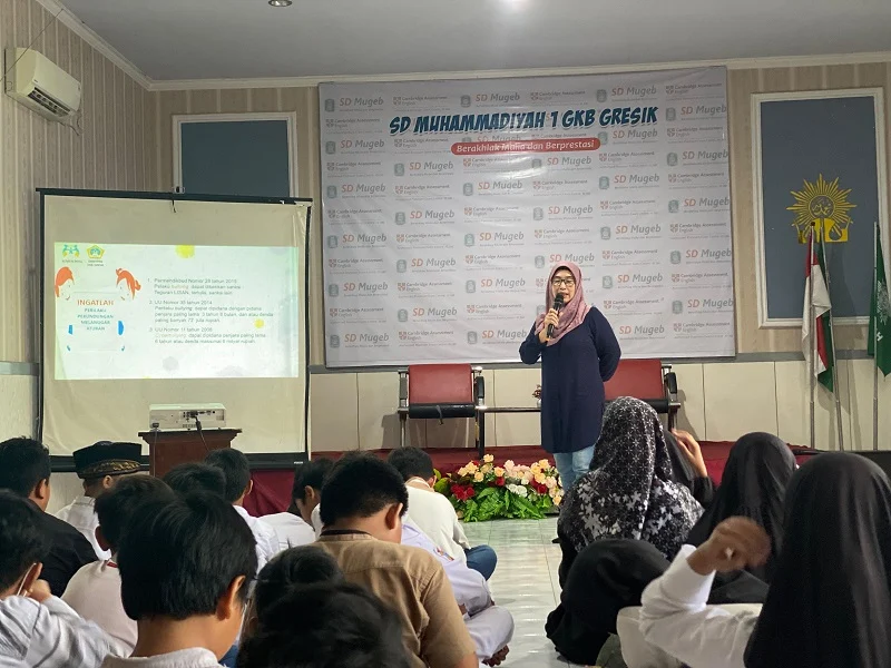 Guest Teacher SD Mugeb Bahas Perundungan dan Hak Anak