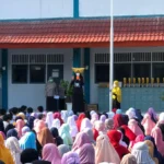Siswa SD Mugeb Belajar Bahasa Isyarat bersama Tamu Spesial
