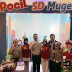 Bupati Gresik Ternyata Sudah Kenal Pocil SD Mugeb