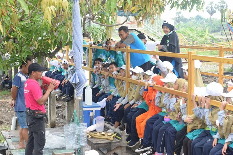 Serunya Siswa SD Mudabo Field Trip di Lontar Sewu