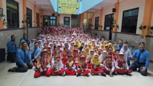 Semester Ganjil Berakhir, SD Muhlas Bagi-Bagi Beasiswa