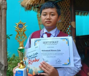 Siswa SD Mumtaz Jadi Penulis Puisi Terbaik Tingkat Nasional