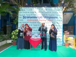 Buku Profil SD Muwri Diluncurkan di Acara Milad, Ini Isinya