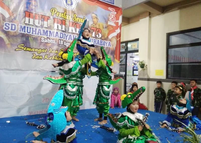 Beginilah Bakat dan Kreativitas Murid-Murid Sekolah Ini di Panggung Pentas Seni