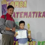 Nama Anaknya Diumumkan Juara Satu, Sang Ibu Langsung Meneteskan Air Mata