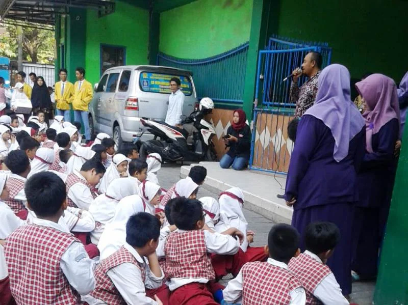 Simulasi Gempa Mencekam, Ada Siswa yang Ketakutan