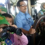 Belajar Karakter Pelaut Ulung dengan Arungi Selat Madura
