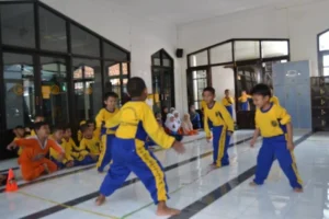 Ternyata Permainan Tradisional Bisa Cetak Generasi Cerdas dan Berkarakter