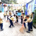 Peringati Milad Muhammadiyah dengan Kerja Bakti Sekolah