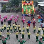 Program One Day with My Mom Menjadikan Sekolah Ini Meriah dengan Tawa