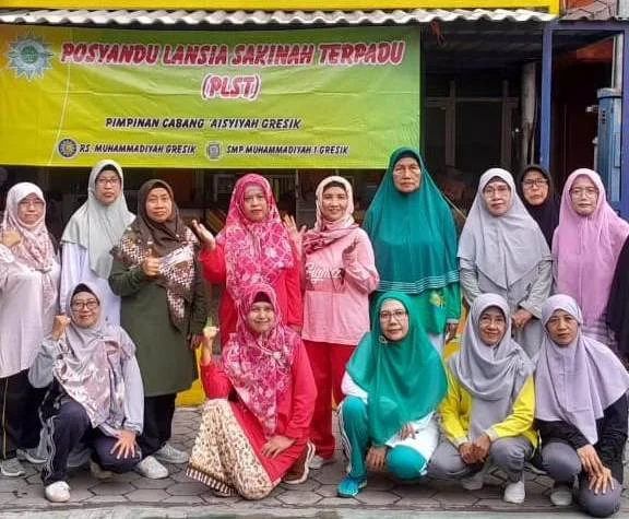 Senam Lansia Bikin Emak-Emak Aisyiyah Tetap Energik