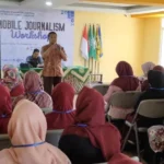 Kelas Menulis Jurnalistik, HP Bergetar Terus Jadi Menegangkan
