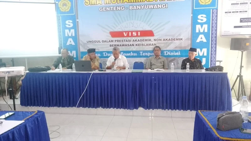 SMA Muha Genteng Gelar Pembinaan Guru Songsong Pemberkasan P3K