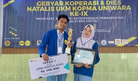 Dua Siswa SMA Muha Genteng Juara I Proposal Bisnis Jatim