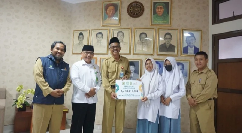 SMA Muhi Salurkan Rp 38 Juta untuk Korban Gempa Cianjur