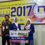 Lantai Partisi dari Limbah Kelapa Karya Siswa SMA Muhammadiyah 1 Babat Juara di Creanovation Award 2017