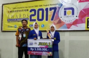 Lantai Partisi dari Limbah Kelapa Karya Siswa SMA Muhammadiyah 1 Babat Juara di Creanovation Award 2017