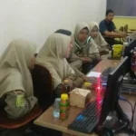 Meski Baru Tahu, Siswa Ini Penasaran dengan Program Mini Conveyor