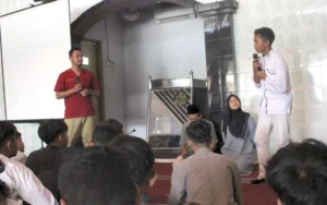 Siswa SMAM 8 Gresik Diajak Waspada akan Bahaya Napza dan Rokok