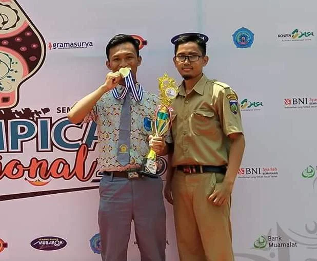 Dapat Emas dari Olympicad, Siswa Ini Bikin Kejutan Sekolahnya