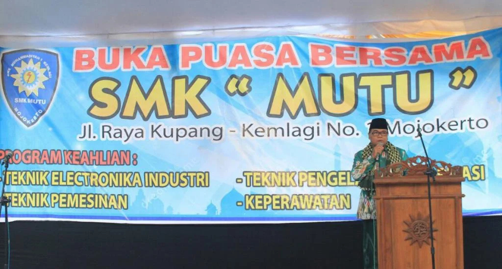 Ketika 1000 Umat Berbuka di Malam 1000 Bulan