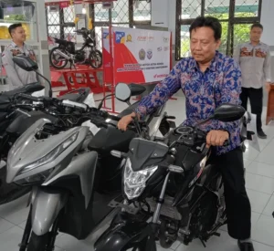 Utamakan Pelayanan kepada Siswa