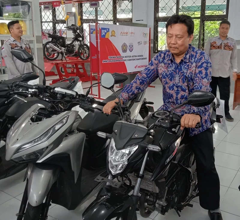 Utamakan Pelayanan kepada Siswa