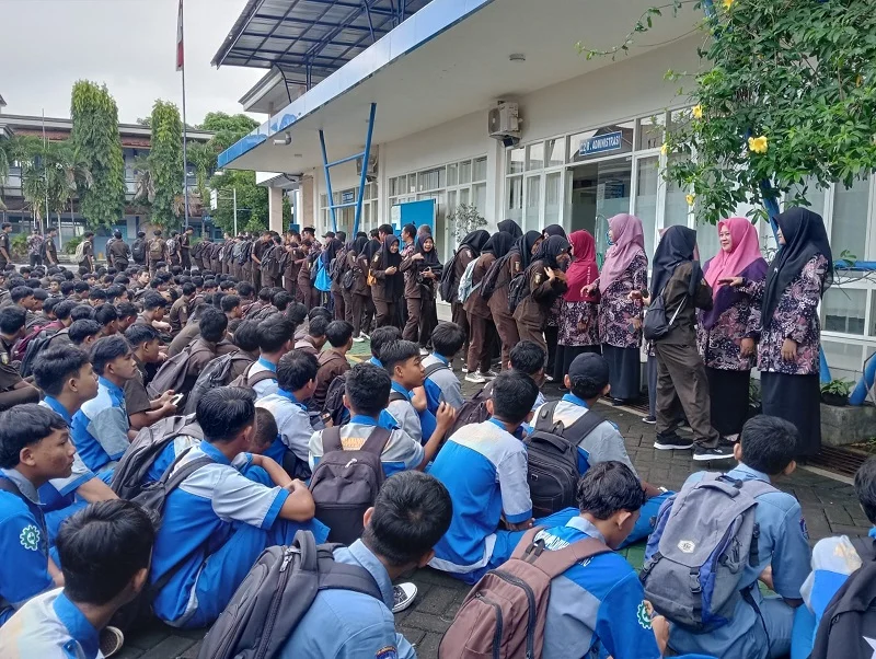 Siswa SMK Muda Genteng Halalbihalal