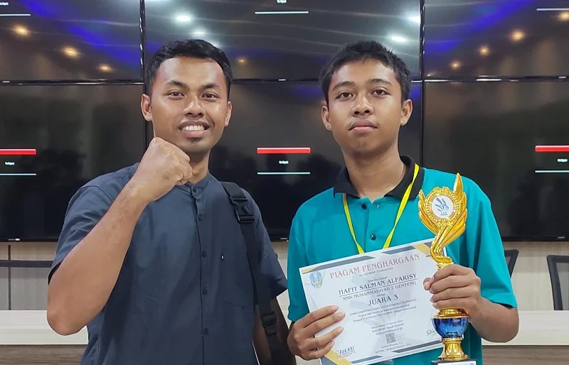 Siswa SMK Muda Genteng Juara III LKS Automobile Technology