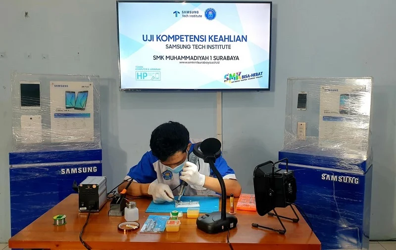 Dirjen Vokasi Tunjuk SMKM 1 Surabaya sebagai SMK Pusat Keunggulan