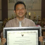 SMK Mutu Terima Piagam Perintis UNBK dari Kemendikbud RI