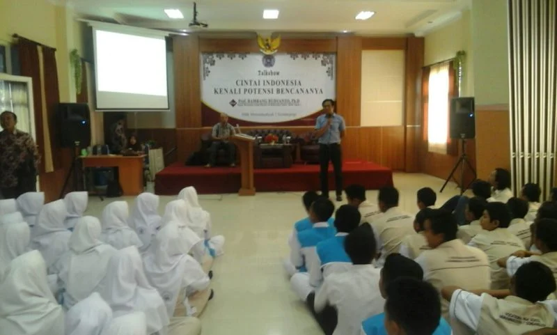 SMK Ini Hadirkan Peneliti Jepang untuk Beri Wawasan Kebencanaan