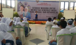 Datangkan Alumni dari Prancis untuk Beri Motivasi Siswa Baru
