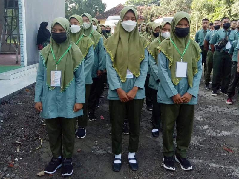 Siswa SMKM 6 Modo Ikuti PKU ke Penjuru Jatim
