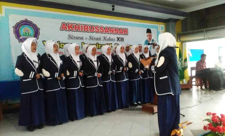 Tatkala Lulusan SMK Muhammadiyah 7 Kedungpring Dipacu untuk Jadi Saudagar