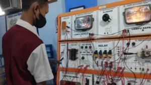 Uji Kompetensi Keahlian, SMK Ini Datangkan Ahli dari Industri