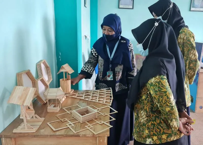 SMKMITA Jadi Rujukan Sekolah Lain