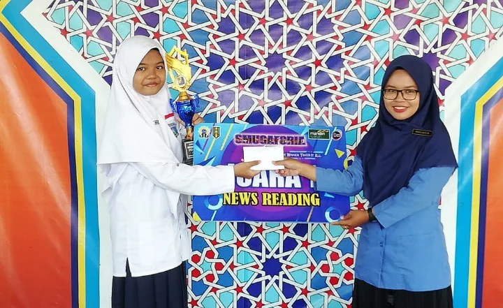 SMP Muhata Meraih Juara News Reading